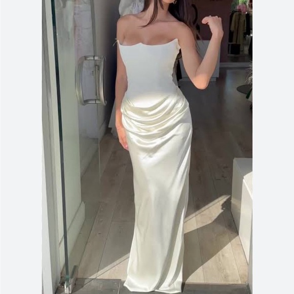 House of CB London Persephone Dress Size M